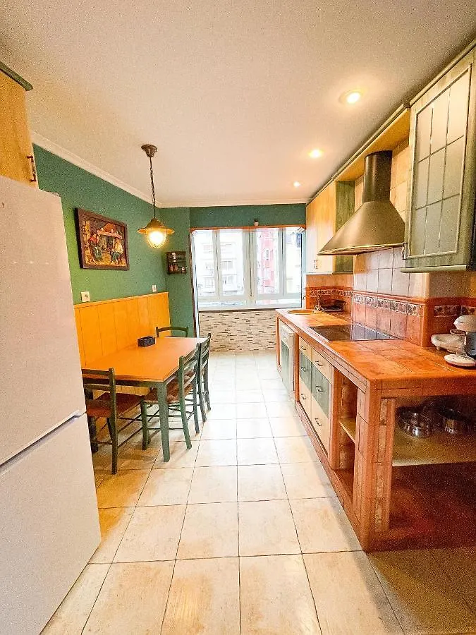 Bilbao/Cruces A 10'Bilbao/5' Bec Apartment Barakaldo 0*,